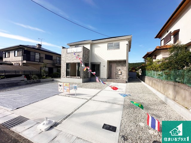 神戸市西区秋葉台　第4期　新築一戸建ての外観|お客様に長く安心して住んでいだだける事にこだわった家づくり！住んでからのアフターサービスにもしっかりと取り組んでいます！
