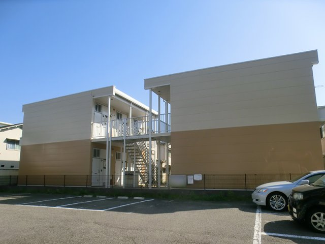 レオパレスクレール福田の外観