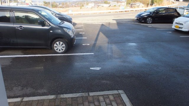 レオパレス未来のその他|駐車場付きの物件になります。