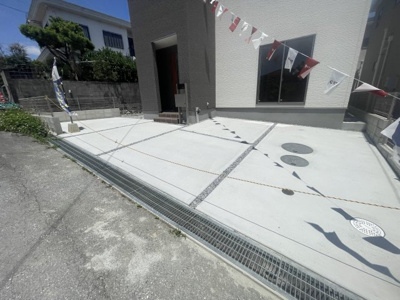 【駐車場】 | 南城市大里高平（全3棟）1号棟 | 1号棟　駐車3台可♪