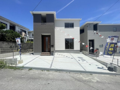 【外観】 | 南城市大里高平（全3棟）1号棟 | 1号棟　駐車3台可♪