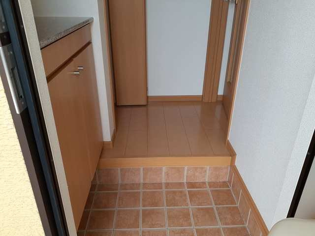 ワイズ　コンブリオⅡの玄関