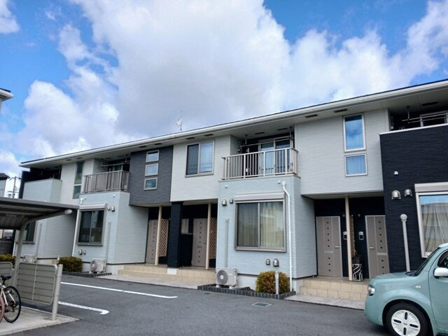 タップ　アルファＢの外観
