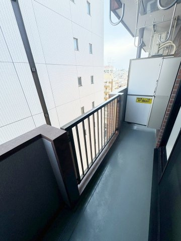 光１０．マンションのバルコニー