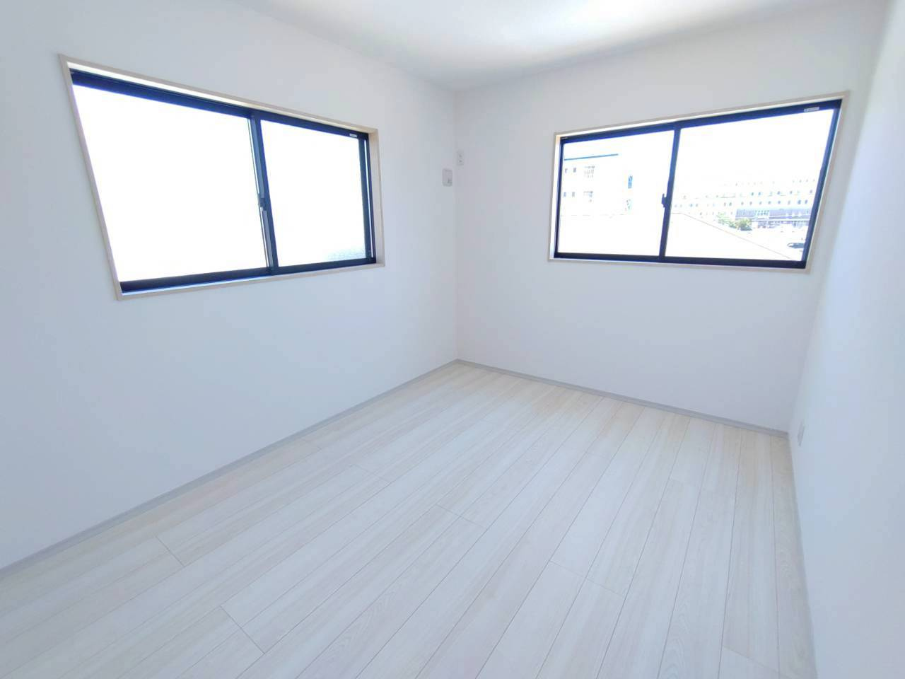 柳川市筑紫町の新築一戸建の洋室