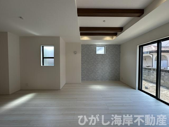茅ケ崎市旭が丘　新築戸建　全２棟の外観|5月2日撮影　建築中　現地外観