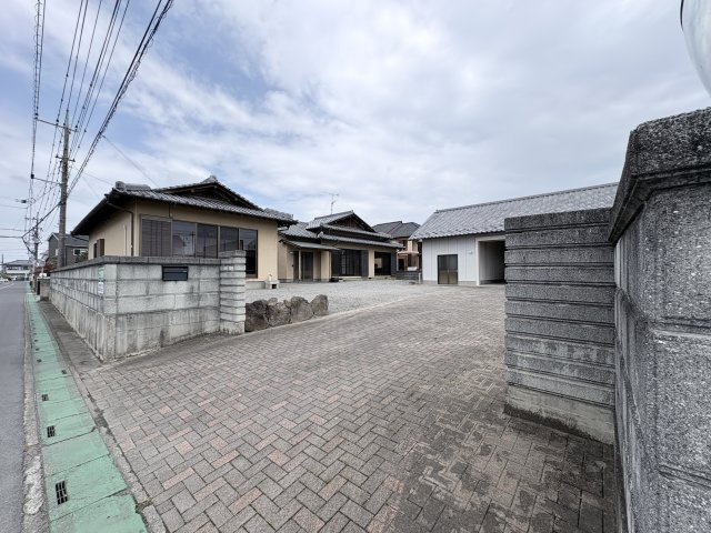 【前面道路含む現地写真】 | 児玉郡上里町金久保　中古戸建