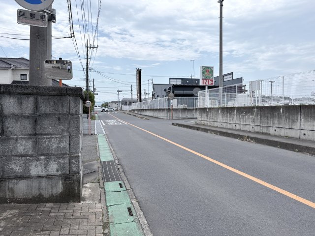 【前面道路含む現地写真】 | 児玉郡上里町金久保　中古戸建