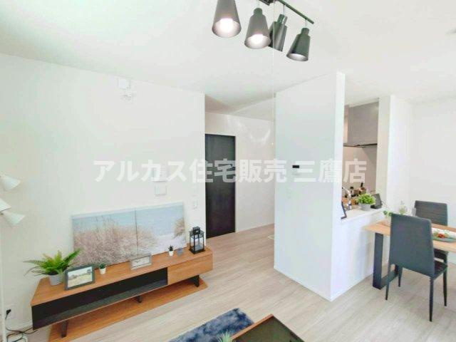 中央線 武蔵小金井駅 バス13分 新築戸建 小金井市貫井北町3丁目の居間・リビング