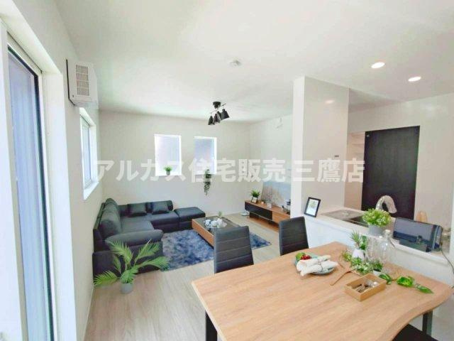 中央線 武蔵小金井駅 バス13分 新築戸建 小金井市貫井北町3丁目の居間・リビング