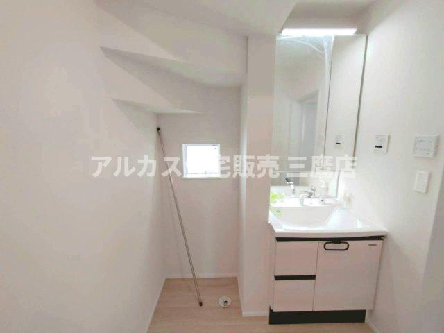 中央線 武蔵小金井駅 バス13分 新築戸建 小金井市貫井北町3丁目の独立洗面台