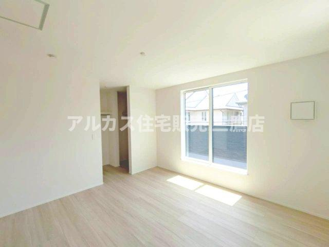 中央線 武蔵小金井駅 バス13分 新築戸建 小金井市貫井北町3丁目の洋室