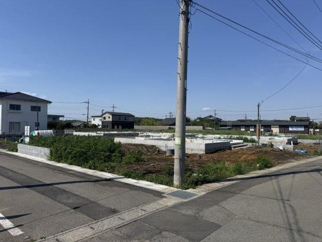 寄居町用土第４　の前面道路含む現地写真|現地前面道路（2026年05月02日）撮影