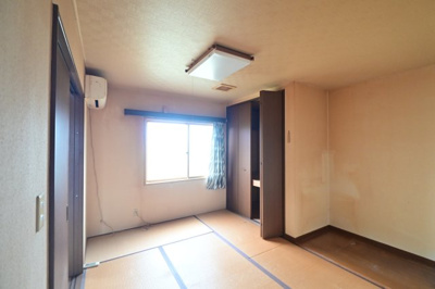 【和室】 | 黒石市青山 平屋3K中古住宅・土地70坪・シッター車庫付き | 7帖