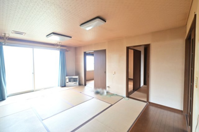 【居間・リビング】 | 黒石市青山 平屋3K中古住宅・土地70坪・シッター車庫付き