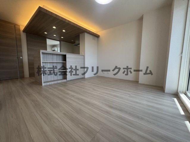武蔵野市吉祥寺本町３丁目のアパートの居間・リビング