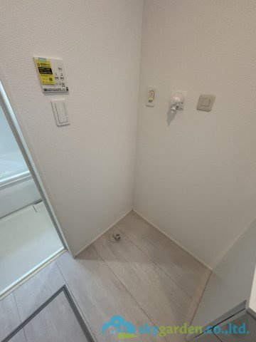 平塚市東八幡6期　新築戸建　全3棟3号棟のランドリースペース