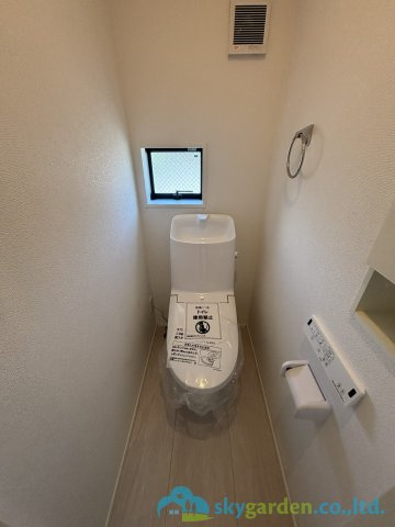 平塚市東八幡6期　新築戸建　全3棟3号棟のトイレ