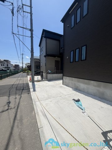 平塚市東八幡6期　新築戸建　全3棟3号棟の駐車場