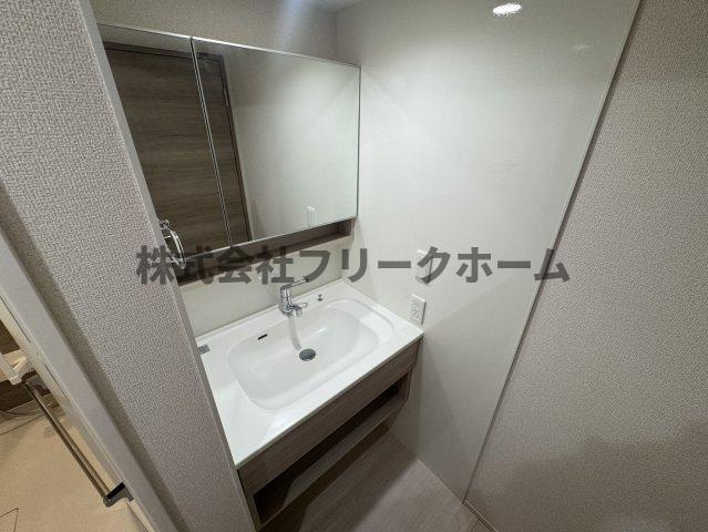 武蔵野市吉祥寺本町３丁目のアパートの洗面所