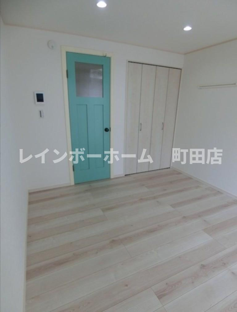 QUIET CRAB HOUSE 瀬谷※初期費用分割サービス利用可能物件の居間・リビング