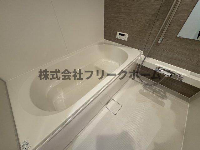 武蔵野市吉祥寺本町３丁目のアパートの浴室