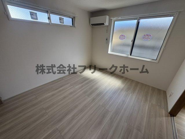 武蔵野市吉祥寺本町３丁目のアパートの寝室