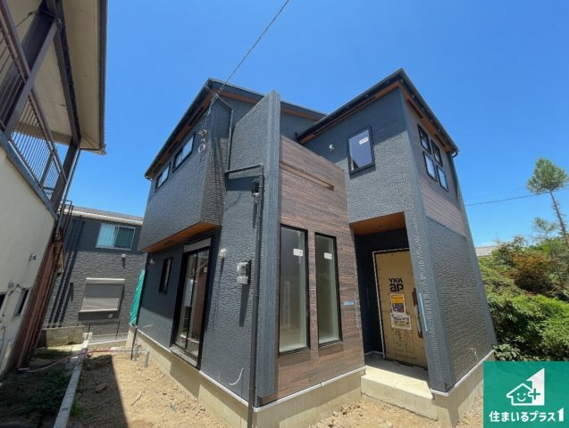 亀岡市荒塚町鍛冶ケ嶋　新築一戸建ての外観|現在の進捗状況です！順調に作業進行中、完成が待ち遠しいです！詳細の間取り等、お気軽にお問い合わせください！