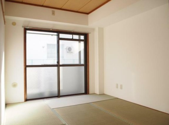 ドミール清水の寝室