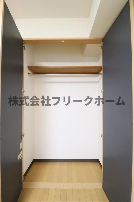 武蔵野市吉祥寺本町１丁目の賃貸マンションの収納