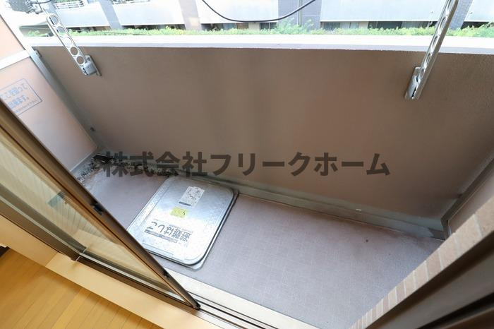 武蔵野市吉祥寺本町１丁目の賃貸マンションのバルコニー