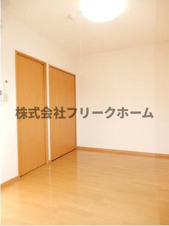 三鷹市北野２丁目の賃貸マンションの洋室