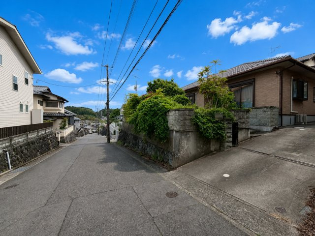 Grace Living いわき｜常磐下湯長谷町一町田　中古戸建の前面道路含む現地写真|小中学校が近く、お子様の通学も安心♪