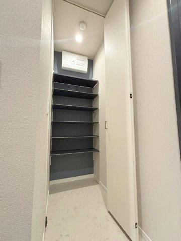 オカバ八王子堀之内ヘーベルメゾンの収納