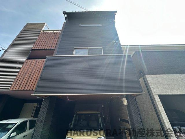 枚方市出口５丁目　３階建