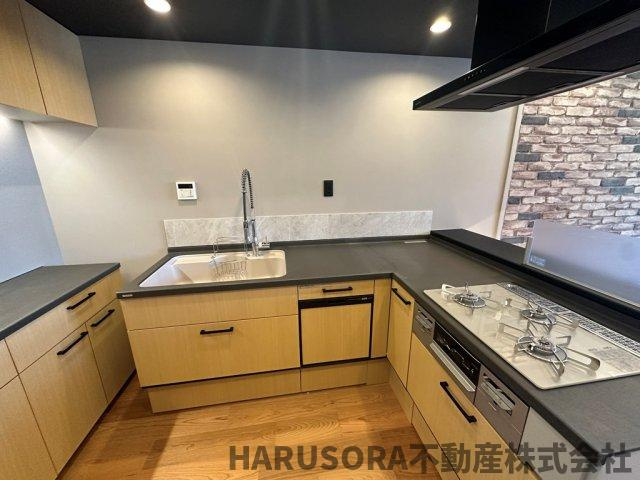 枚方市出口５丁目　３階建のキッチン