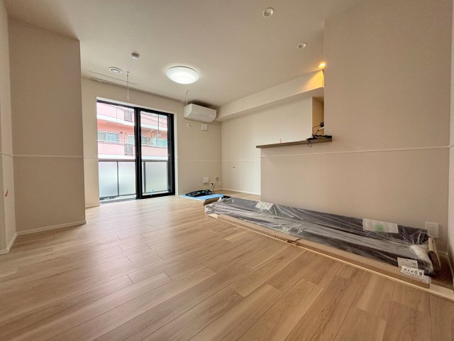 オカバ八王子堀之内ヘーベルメゾンのエントランス