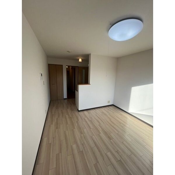 ＳＵＮ　ＲＩＶＥＲ　dueの居間・リビング