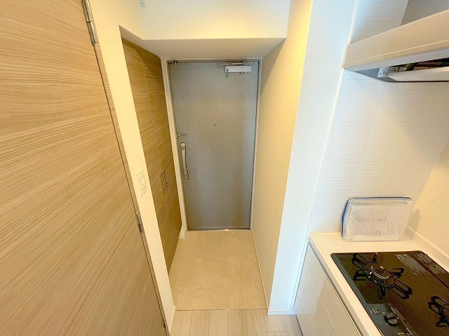 S-RESIDENCE三国WESTの玄関