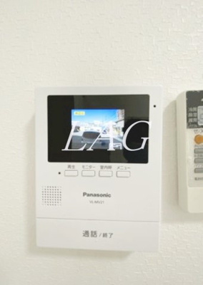 【セキュリティ】 | アンソレイユ橋本 | モニター付きインターフォンです。