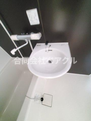 【洗面所】 | ジョリ・メジロ | コンパクトで使いやすい洗面所