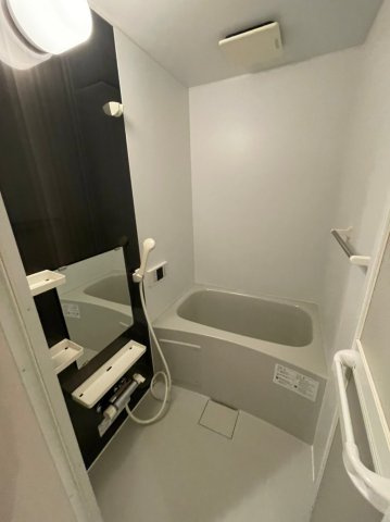 ビルーチェ並木A(ビルーチェナミキエー)　名古屋市賃貸　仲介手数料無料の浴室