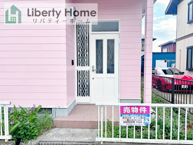 守谷市松前台7丁目　中古戸建のエントランス
