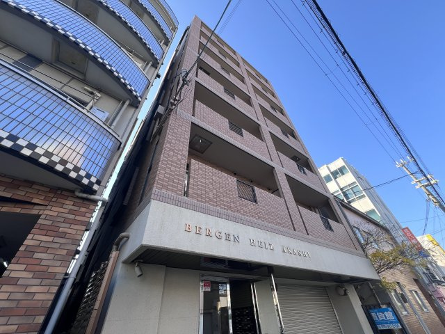 ベルゲンハイツ明石の外観