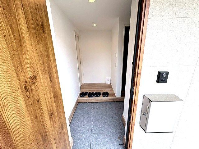 【玄関】 | 南区鶴田2丁目新築戸建