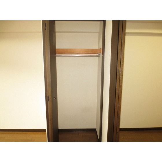 コスモ小石川の収納|洋室収納
