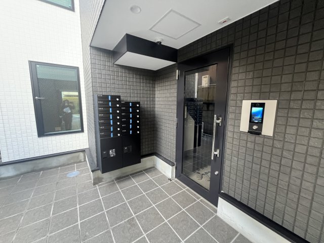 D-STYLE蓮根のエントランス