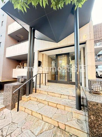 レジディア上目黒のエントランス|建物の内部です