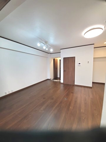 レオ板橋