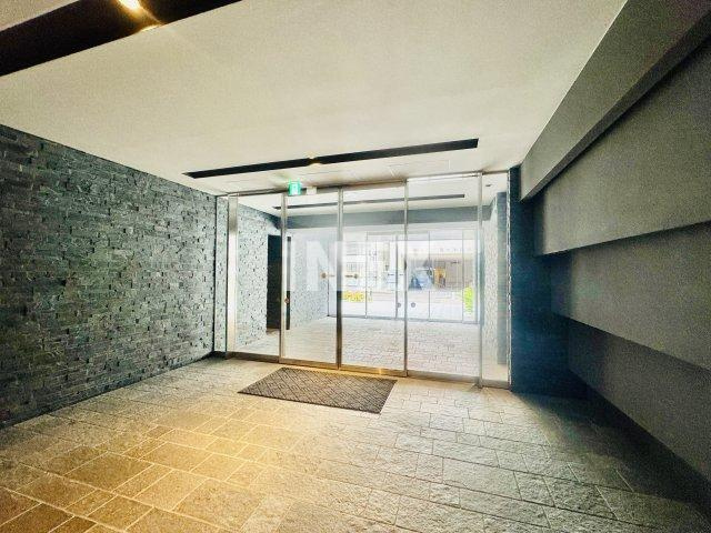 ラフィシア関内のロビー